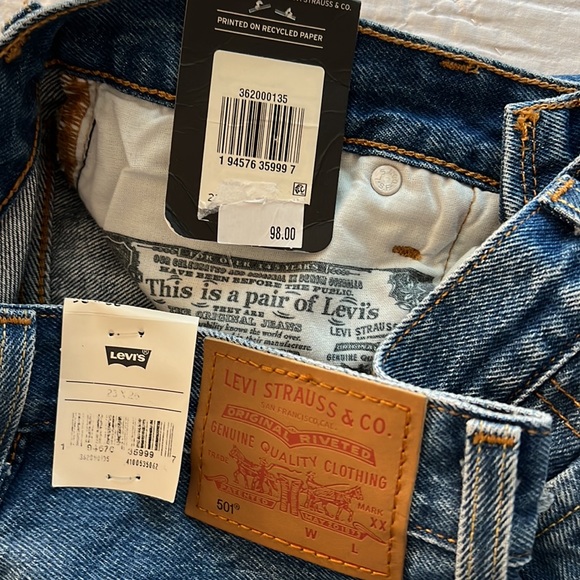 NWT Levi’s 501 Original Cropped Jeans in Athens Ranks Rigid Cotton - Picture 12 of 14